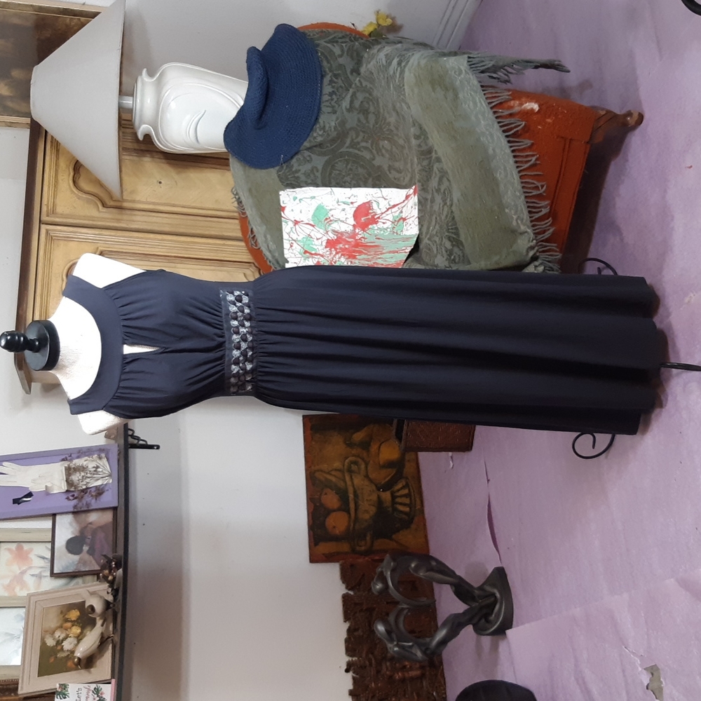 Womens Dress Sz Med Petite Gown gray Embellished Elastic waist full back Sleevel